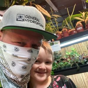 Meet your Posher, Stephen